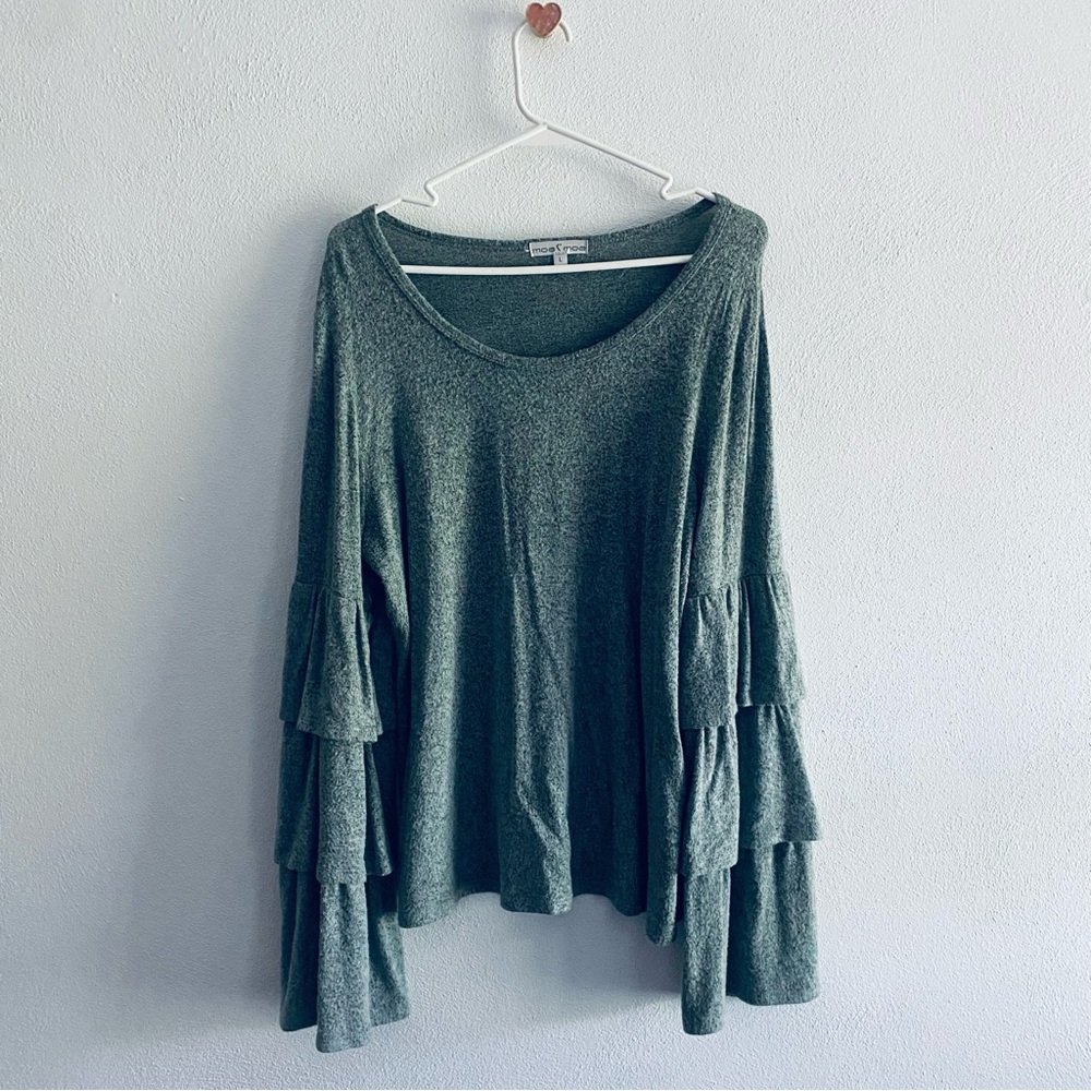 Moa Moa blue ruffle sleeve long sleeve shirt
